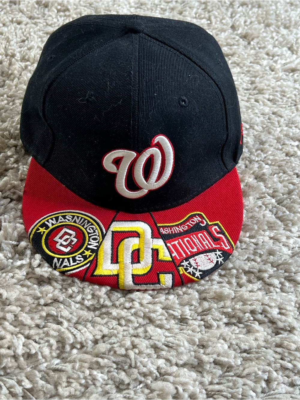 Washington Nationals New Era Black & Red Baseball Cap with Embroidered Patches